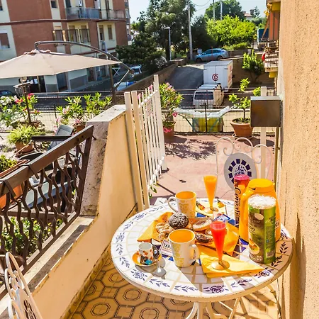 فندق مبيت وإفطار Tarchon Luxury 3*