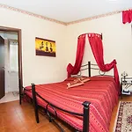 Tarchon Luxury Bed & Breakfast 3*