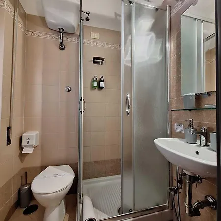 Frühstückspension Tarchon Luxury 3*