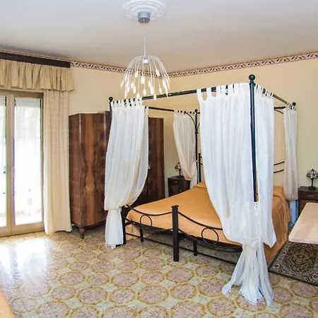 Tarchon Luxury 3* Tarquinia