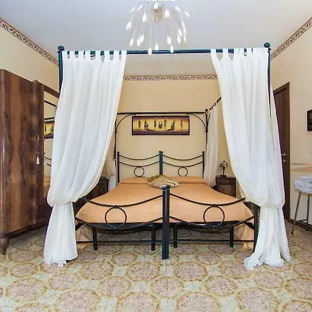 Tarchon Luxury 3* Tarquinia