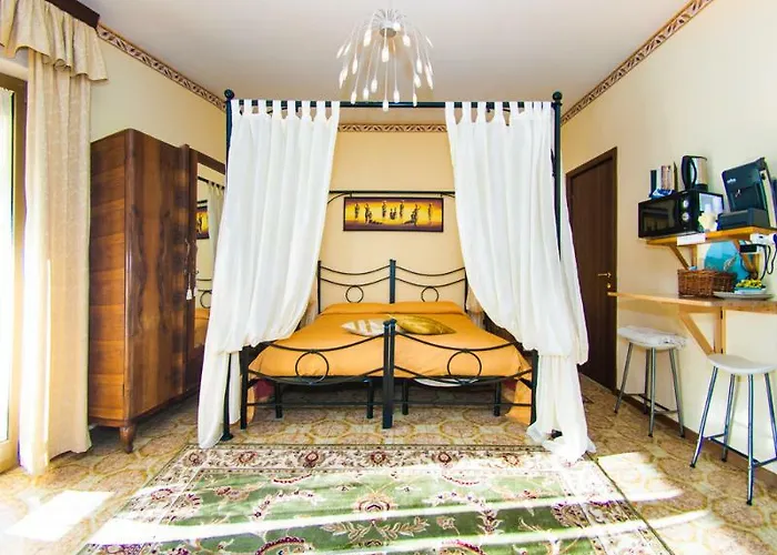 Tarchon Luxury 3* Tarquinia